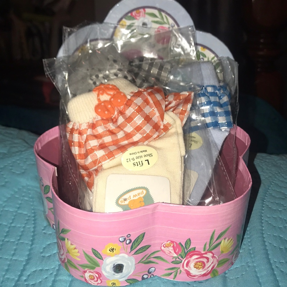 NWT SOCKS IN A BOX